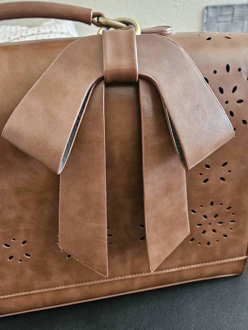 Ecosusi Brown Vegan Leather Bow Messenger/Laptop Bag